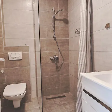 Opera Lux Hill - Relax & Free Parking Apartment *