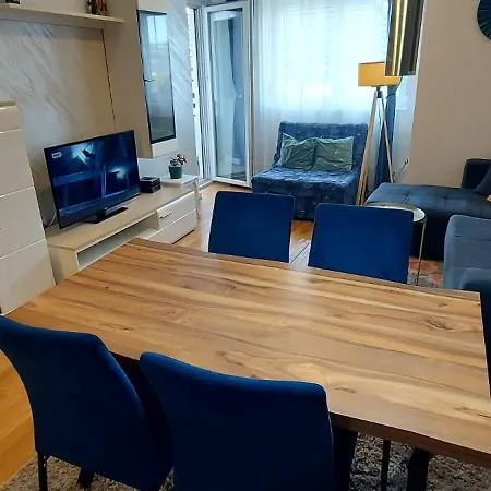 Opera Lux Hill - Relax & Free Parking