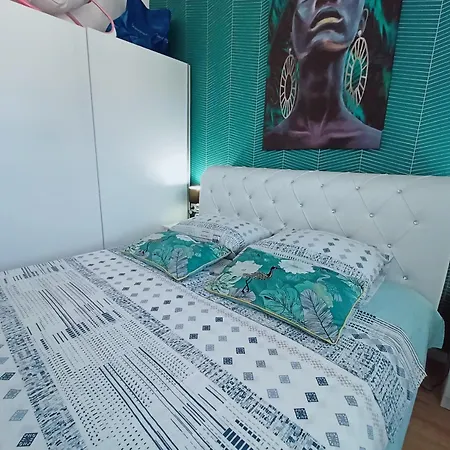 Opera Lux Hill - Relax & Free Parking *