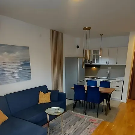 Apartment Opera Lux Hill - Relax & Free Parking Soko Banja