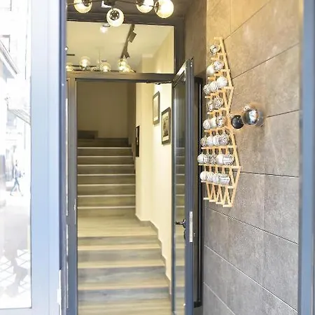 Opera Lux Hill - Relax & Free Parking *