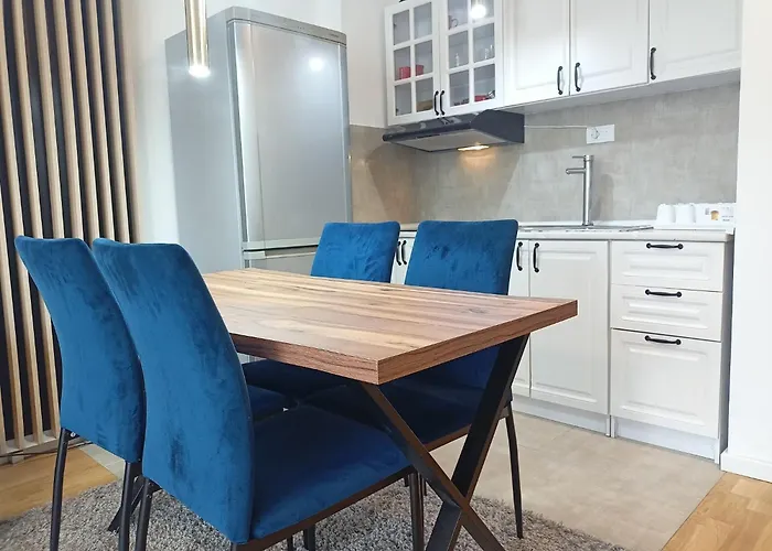 Opera Lux Hill - Relax & Free Parking *