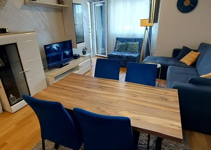 Opera Lux Hill - Relax & Free Parking