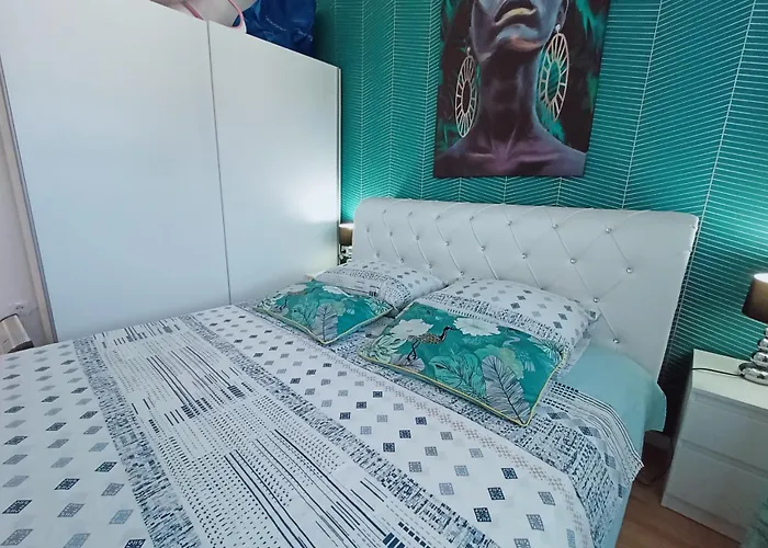 Opera Lux Hill - Relax & Free Parking *