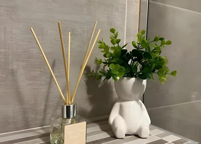 Opera Lux Hill - Relax & Free Parking Appartamento