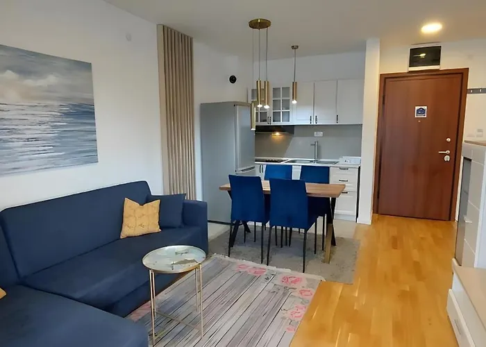 Opera Lux Hill - Relax & Free Parking Appartamento *