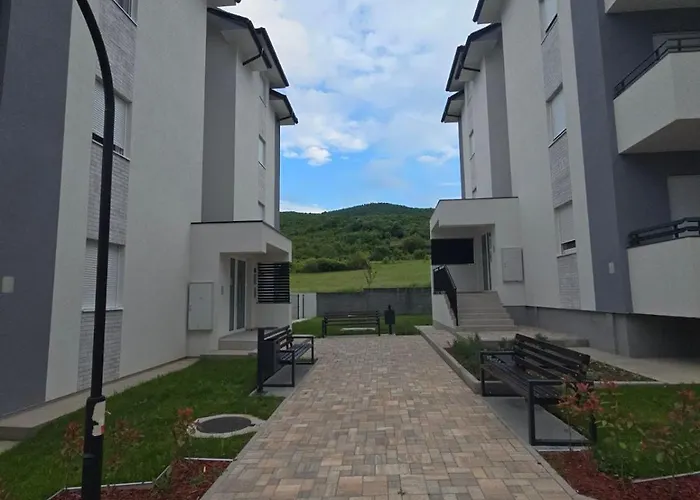 Opera Lux Hill - Relax & Free Parking * Soko Banja