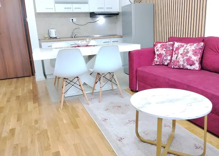 Opera Lux Hill - Relax & Free Parking